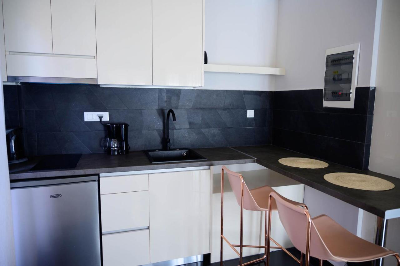 Luxury Suites By Panagiota Preveza Bagian luar foto