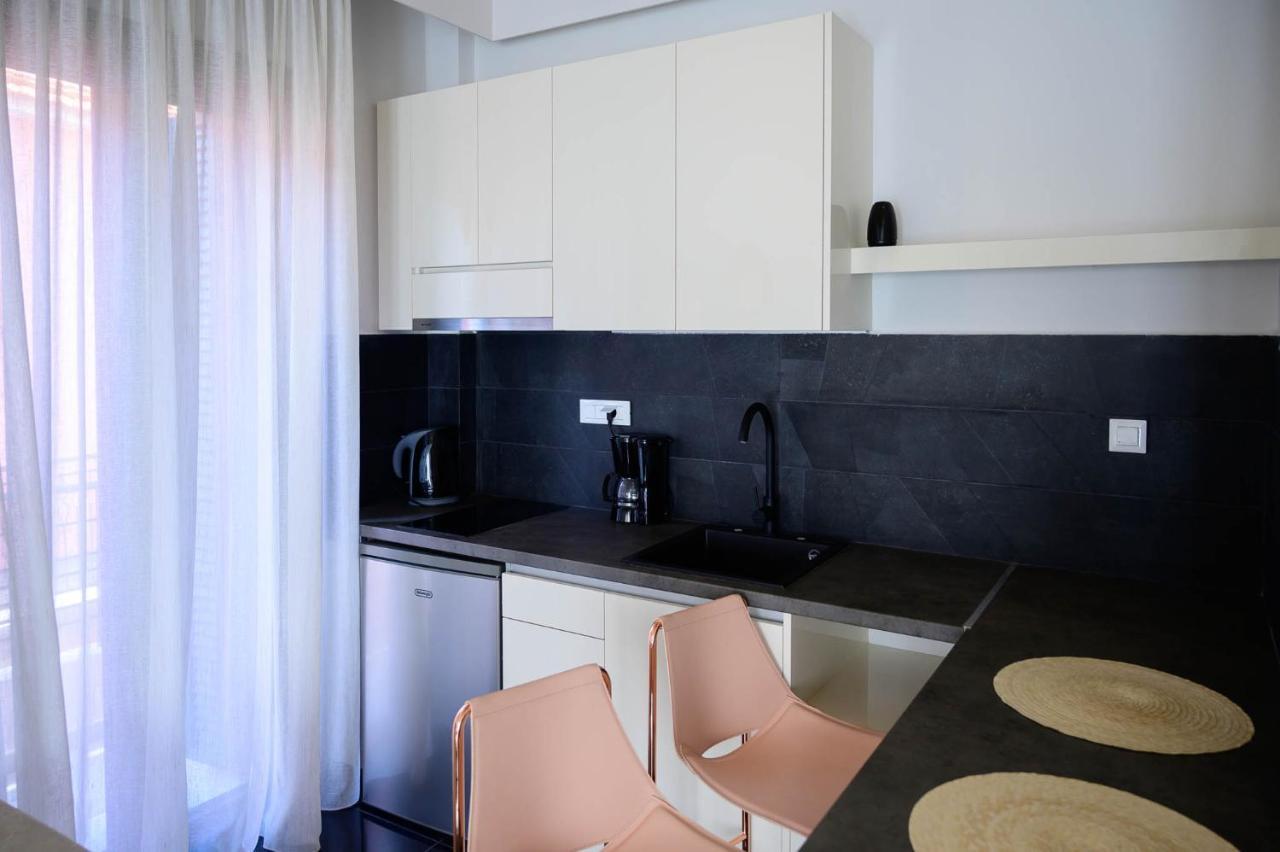 Luxury Suites By Panagiota Preveza Bagian luar foto